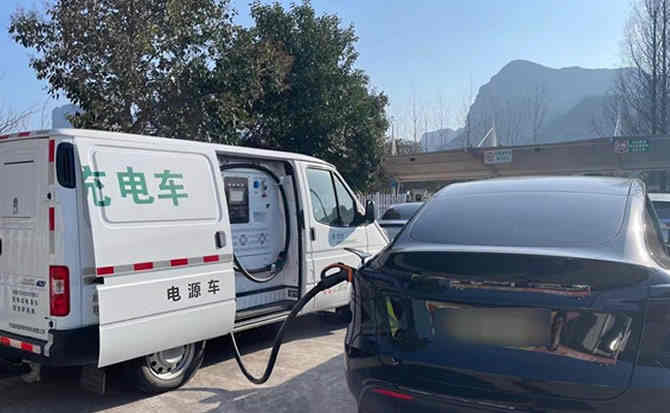 太仆寺旗汽车搭电